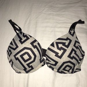 Push-Up VS Pink Bra 🖤